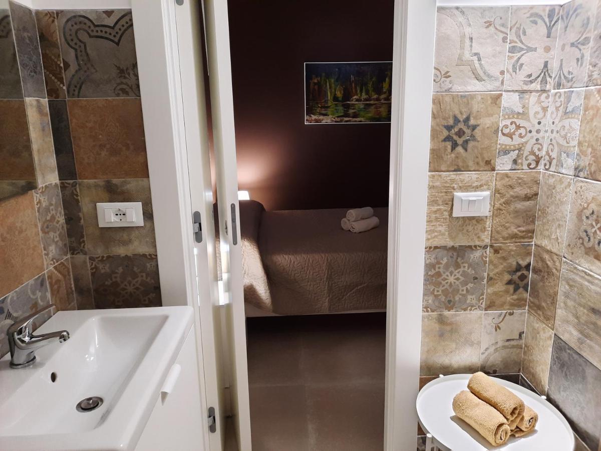 Zia Nenne Holiday Rooms Monopoli Exterior foto